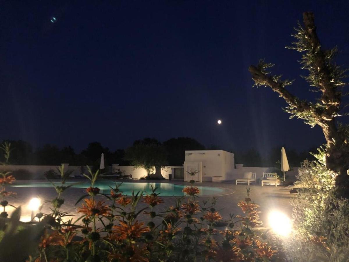 مبيت وإفطار لوكوروتوندو Trulli Isago المظهر الخارجي الصورة