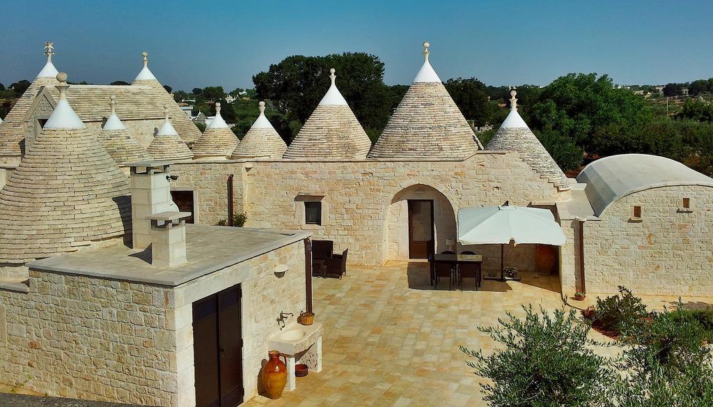 مبيت وإفطار لوكوروتوندو Trulli Isago المظهر الخارجي الصورة