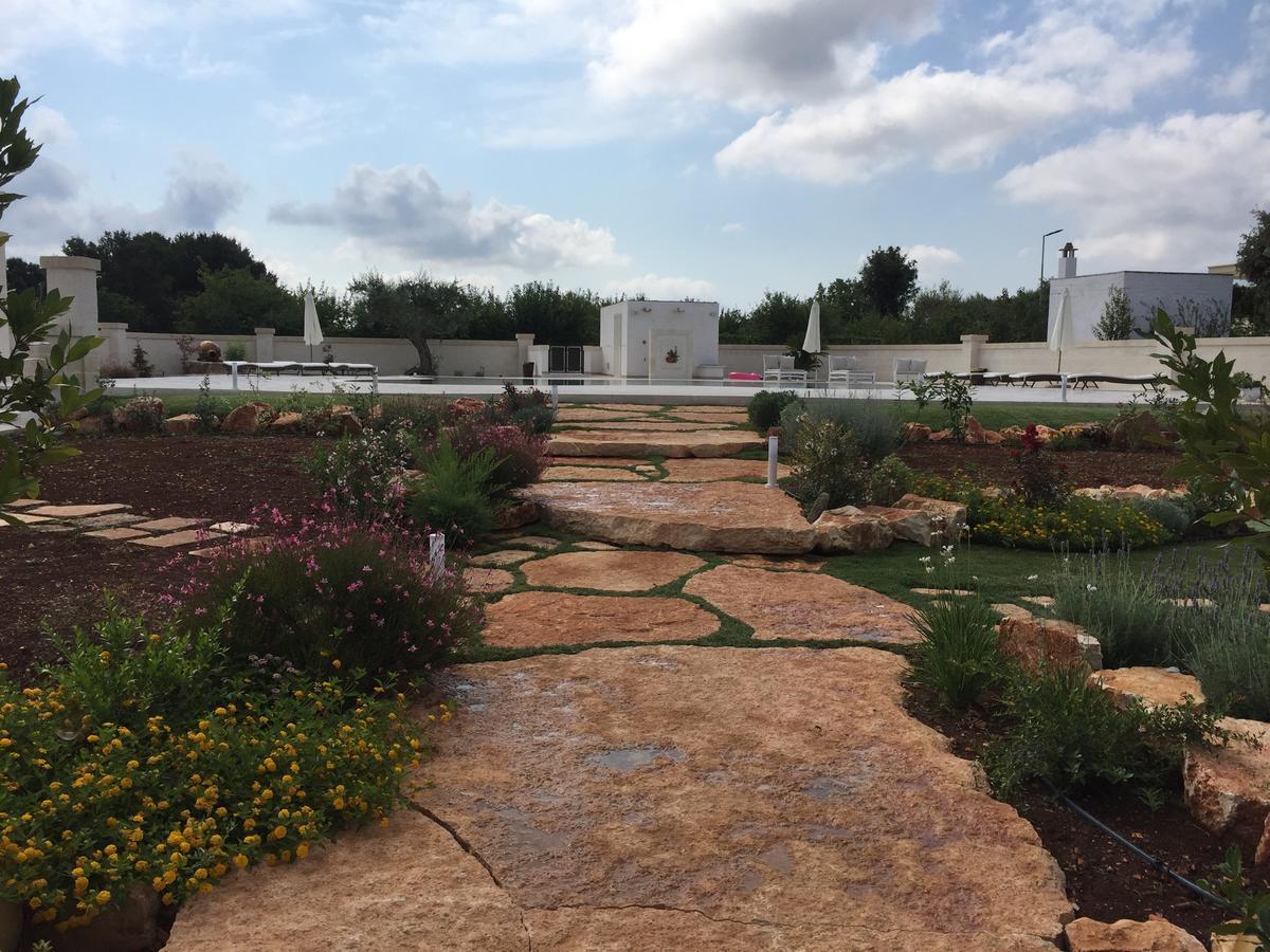 مبيت وإفطار لوكوروتوندو Trulli Isago المظهر الخارجي الصورة